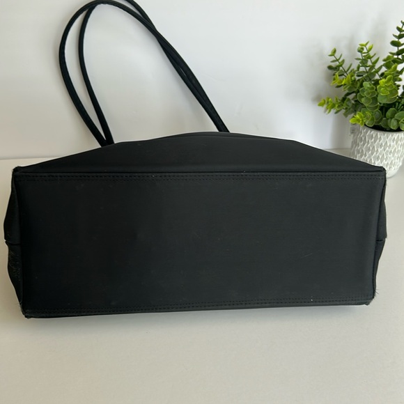 Elegant Black Tote Bag - Picture 8 of 17